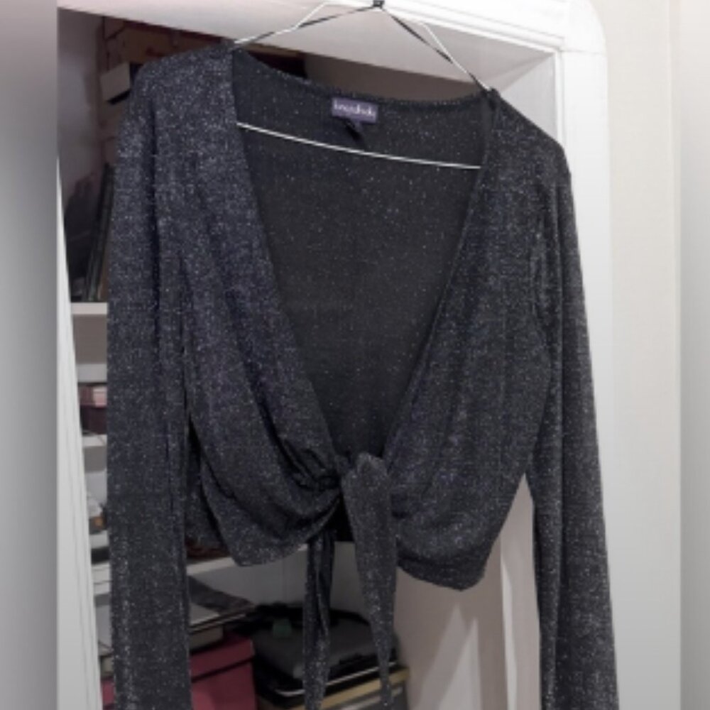 ✨ Long Tall Sally Vintage Black Glitter Tie-Front Shrug — Effortless Elegance ✨